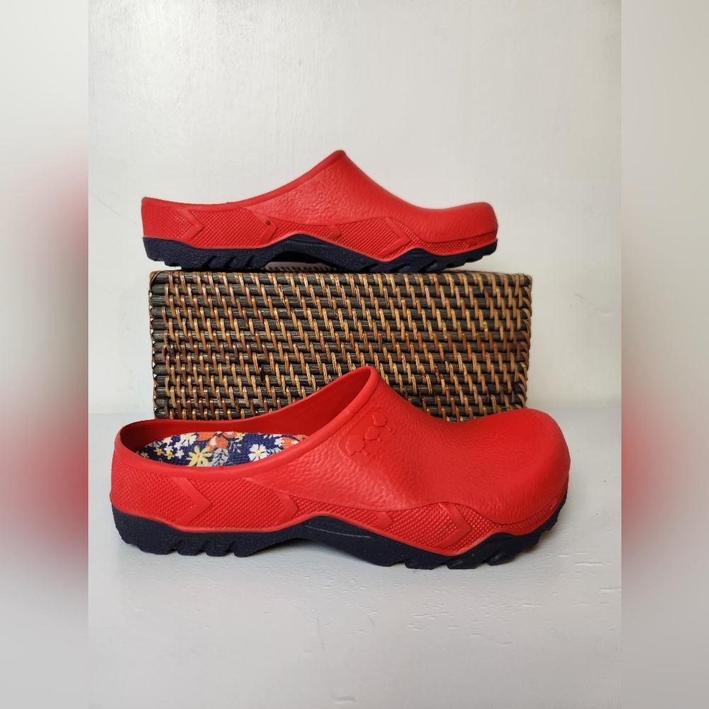 Gardenline Red Gardening Slip-On Open Back Clogs